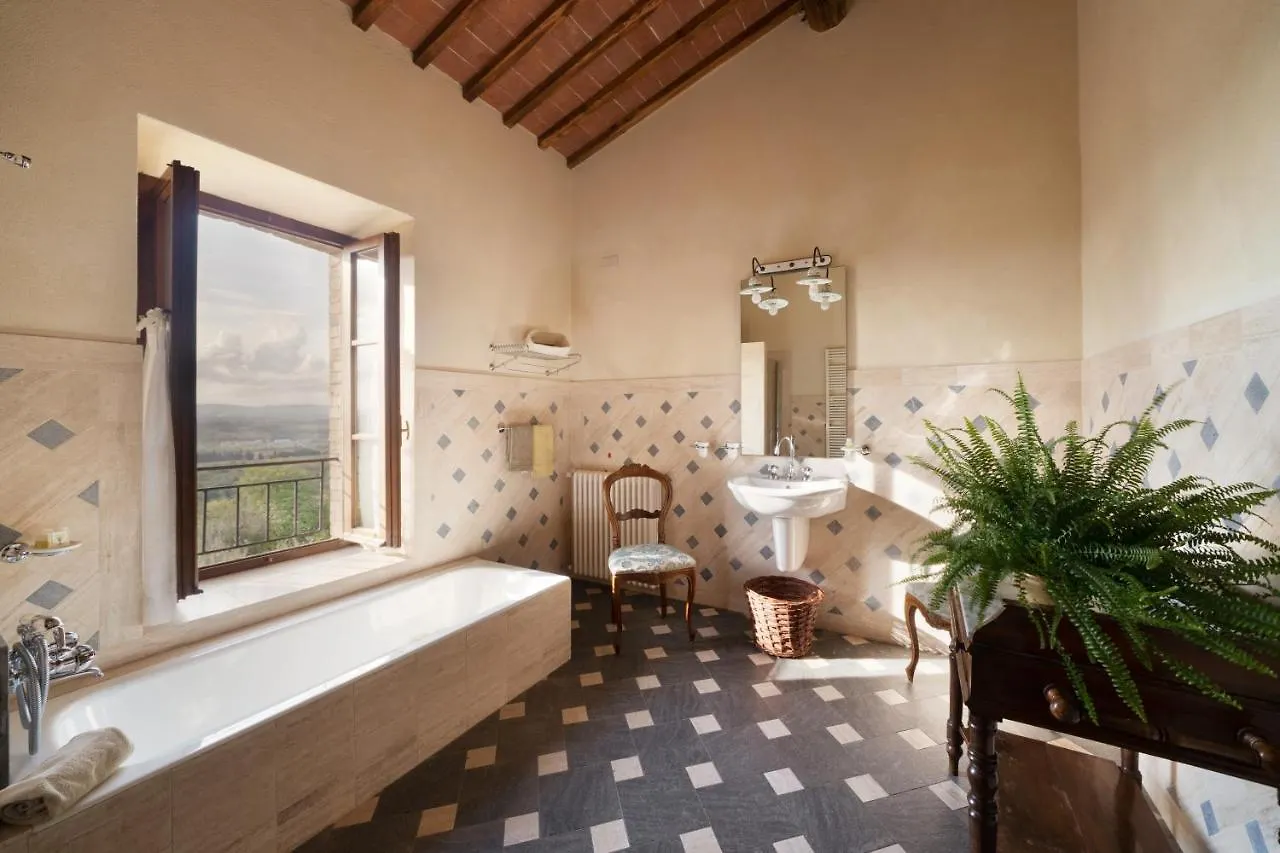 Farm stay Villa Montecastello Monteriggioni